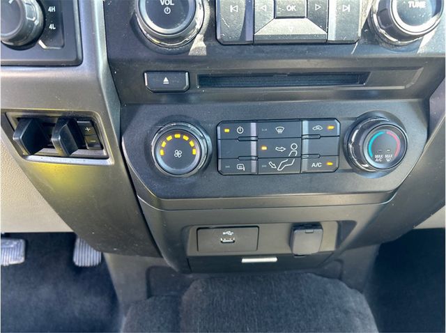 2017 Ford F250 Super Duty Crew Cab XLT LONG BED 4X4 DIESEL BACK UP CAM CLEAN - 23046517 - 16