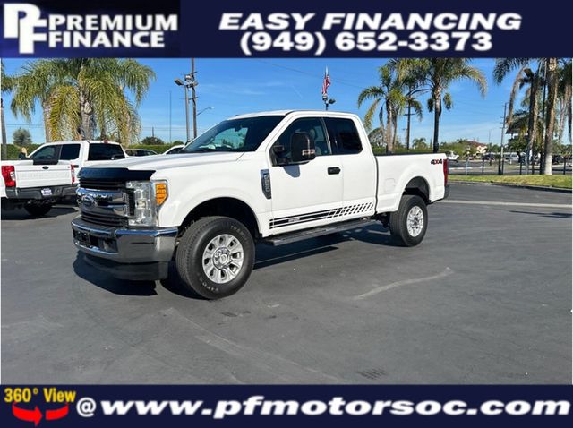 2017 Ford F250 Super Duty Super Cab XLT 4X4 6.2L GAS BACK UP CAM CLEAN - 23009029 - 0