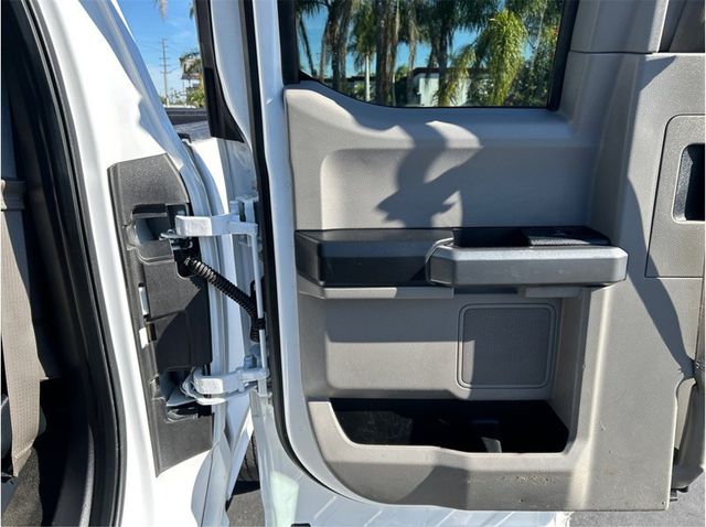 2017 Ford F250 Super Duty Super Cab XLT 4X4 6.2L GAS BACK UP CAM CLEAN - 23009029 - 16