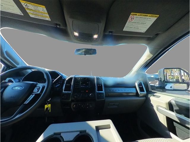 2017 Ford F250 Super Duty Super Cab XLT 4X4 6.2L GAS BACK UP CAM CLEAN - 23009029 - 27