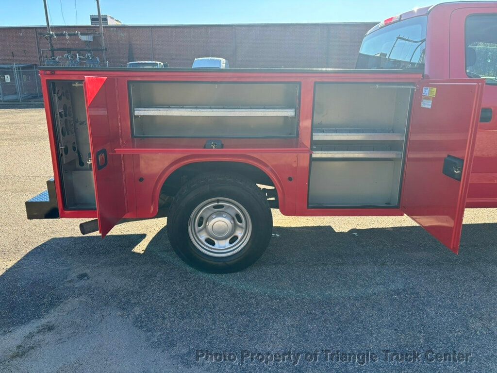 2017 Ford F250HD CREW CAB UTILITY JUST 88k MILES! +SUPER CLEAN UNIT! FINANCE OR LEASE! FORD SYNC! - 22975353 - 9