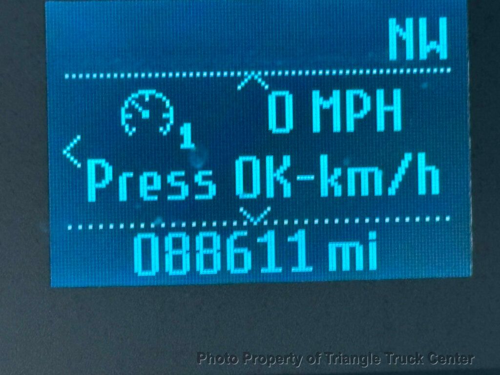 2017 Ford F250HD CREW CAB UTILITY JUST 88k MILES! +SUPER CLEAN UNIT! FINANCE OR LEASE! FORD SYNC! - 22975353 - 22