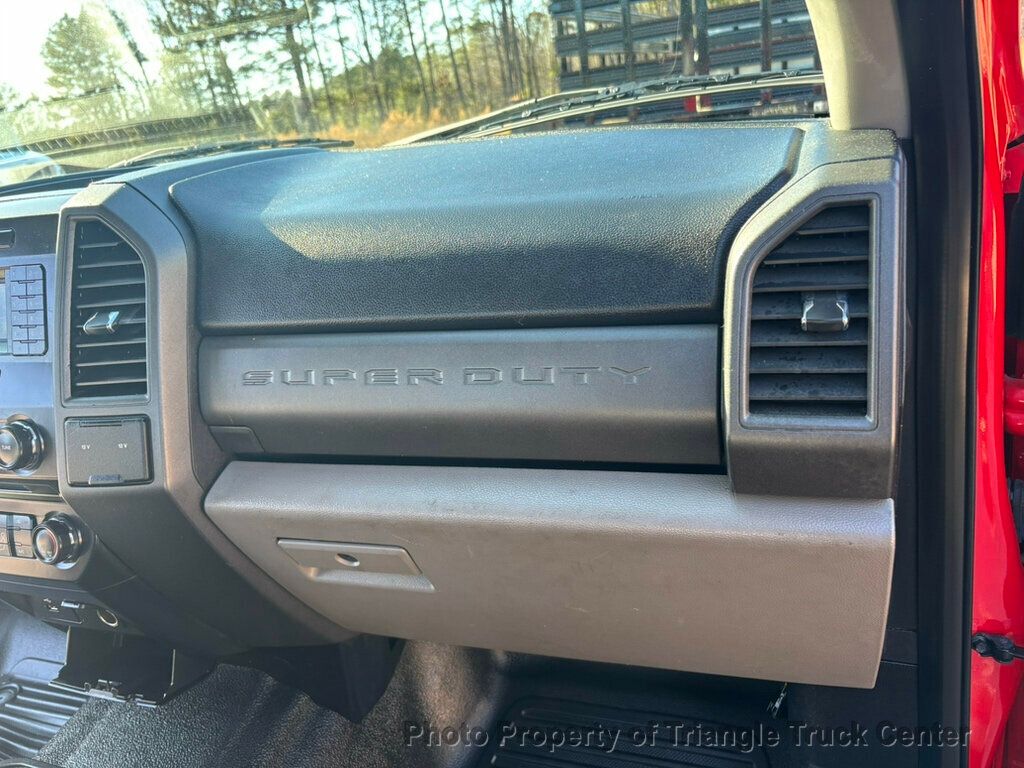2017 Ford F250HD CREW CAB UTILITY JUST 88k MILES! +SUPER CLEAN UNIT! FINANCE OR LEASE! FORD SYNC! - 22975353 - 29