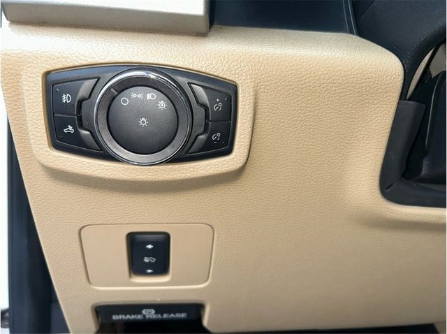 2017 Ford F350 Super Duty Crew Cab LARIAT DUALLY 4X4 DIESEL NAV BACK UP CAM CLEAN - 22969676 - 10