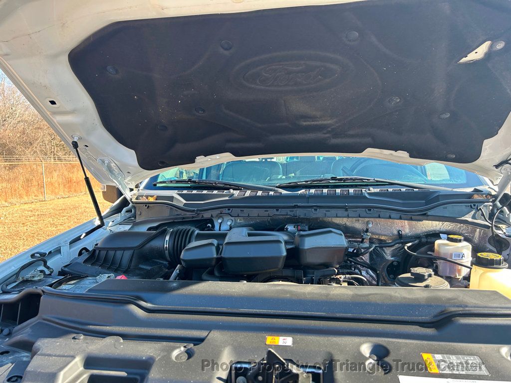 2017 Ford F350HD CREW CAB 4x4 JUST 15k MILES! +SUPER CLEAN UNIT! WOW!  INSIDE BOXES! - 22928965 - 21