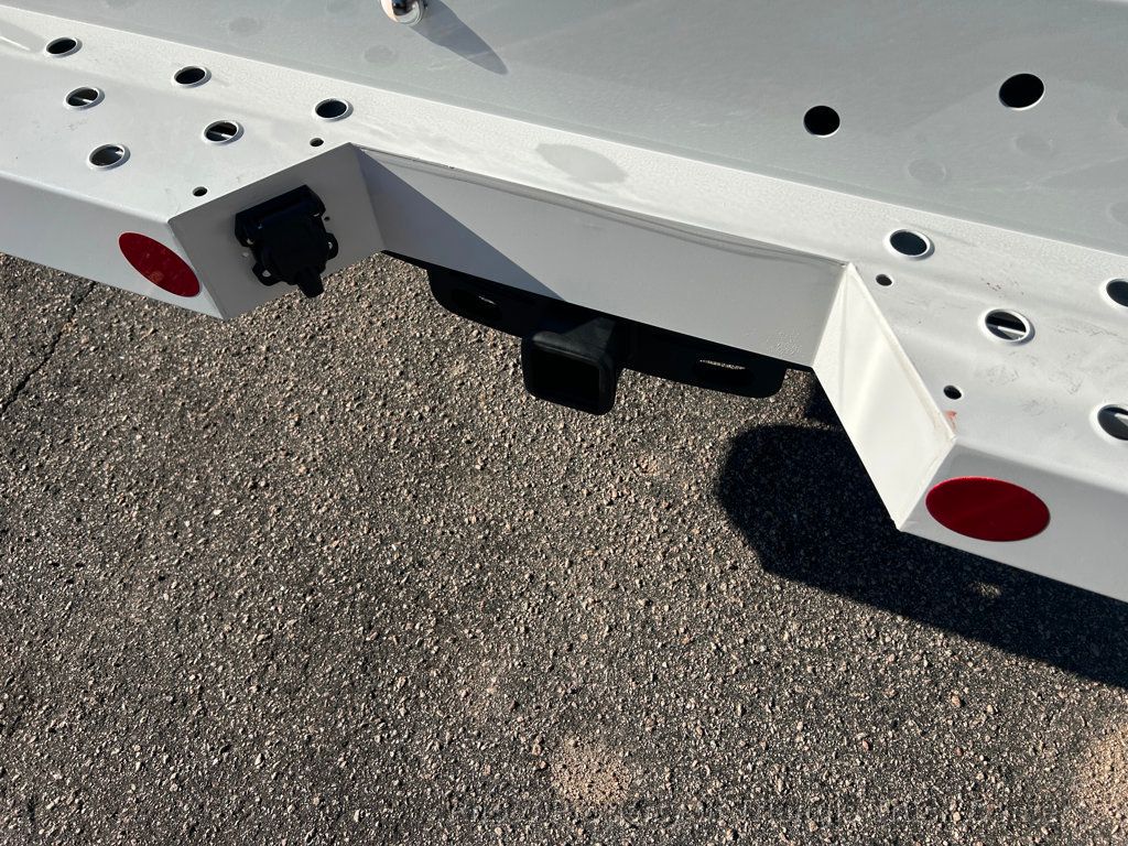 2017 Ford F350HD CREW CAB 4x4 JUST 15k MILES! +SUPER CLEAN UNIT! WOW!  INSIDE BOXES! - 22928965 - 28