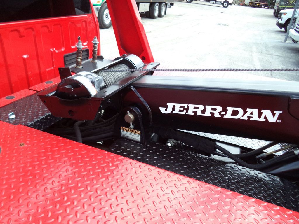 2017 Ford F450 XLT 4X2 w/ Jerr-Dan Wrecker MPL-NGS Steel Self Loader Underlift - 22994399 - 15