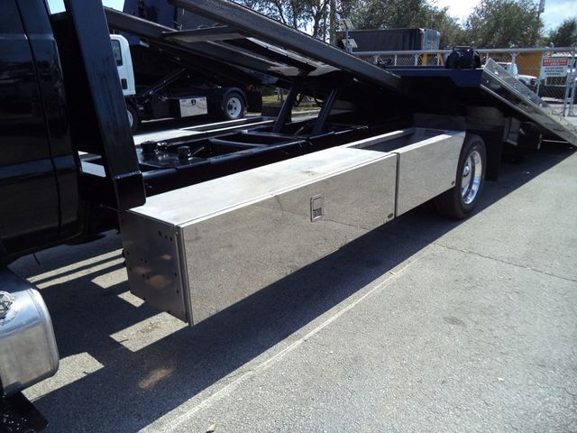 2017 Ford F650 w/ 21ft Century Rollback Tow Truck, Right Approach - 22985936 - 12