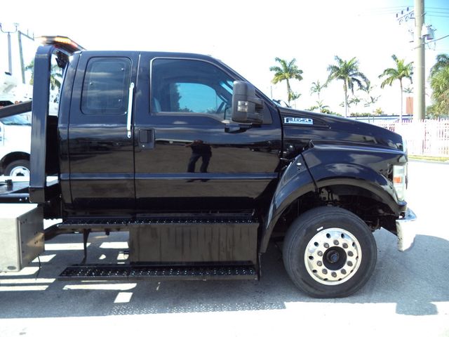 2017 Ford F650 w/ 21ft Century Rollback Tow Truck, Right Approach - 22985936 - 14