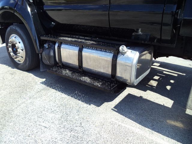 2017 Ford F650 w/ 21ft Century Rollback Tow Truck, Right Approach - 22985936 - 31