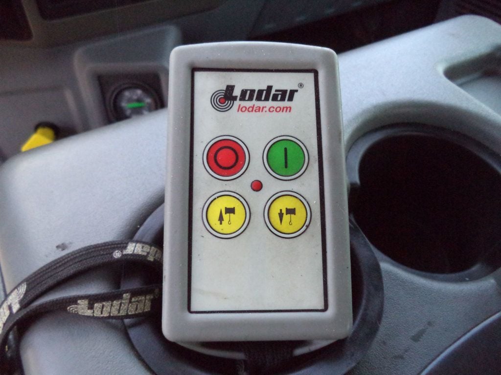 2017 Ford F650 w/ 21ft Century Rollback Tow Truck, Right Approach - 22985936 - 38