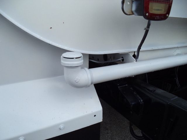2017 Ford F650 With Ledwell 2000 Gallon Steel Water Tank & Sprayers - 22899260 - 28
