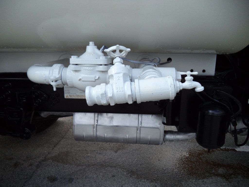2017 Ford F650 With Ledwell 2000 Gallon Steel Water Tank & Sprayers - 22899260 - 34