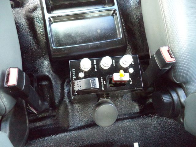 2017 Ford F650 With Ledwell 2000 Gallon Steel Water Tank & Sprayers - 22899260 - 39