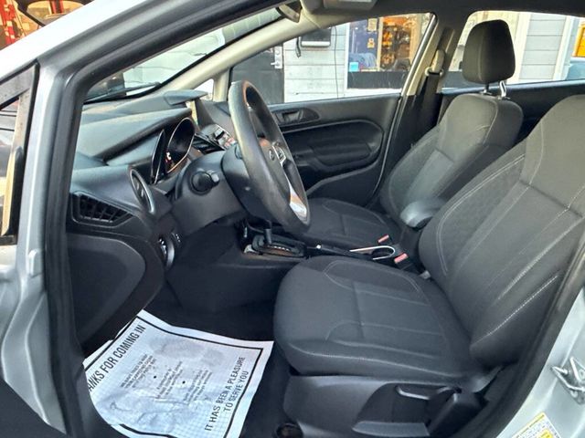 2017 Ford Fiesta SE Hatch - 22932555 - 10
