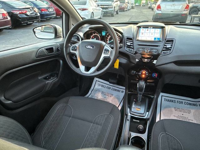 2017 Ford Fiesta SE Hatch - 22932555 - 11