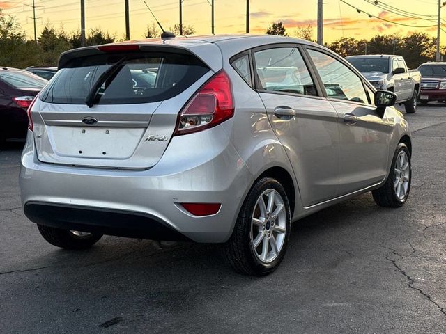 2017 Ford Fiesta SE Hatch - 22932555 - 24