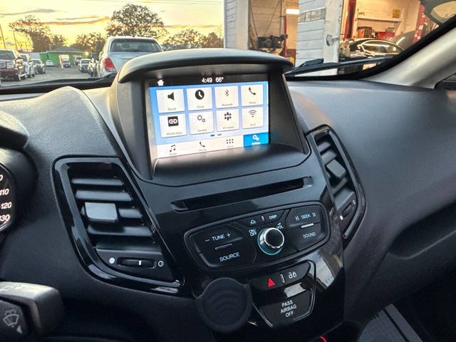 2017 Ford Fiesta SE Hatch - 22932555 - 5