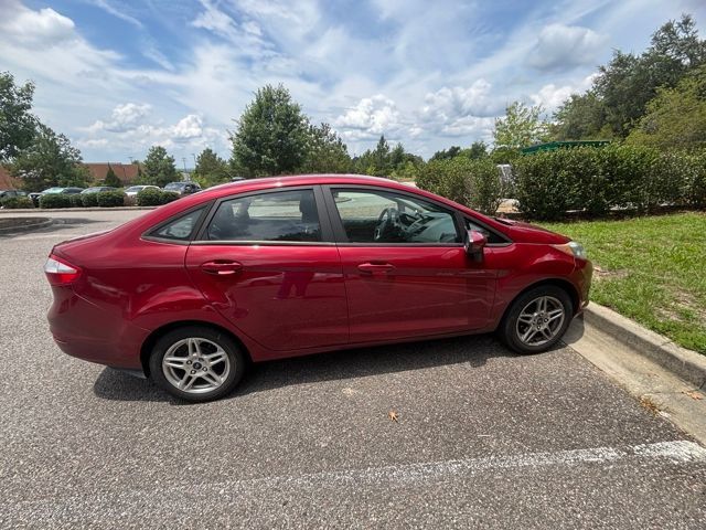2017 Ford Fiesta SE Sedan - 23038323 - 1