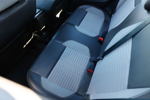 2017 Ford Fiesta ST Hatch - 22952093 - 9