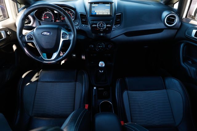 2017 Ford Fiesta ST Hatch - 22952093 - 22