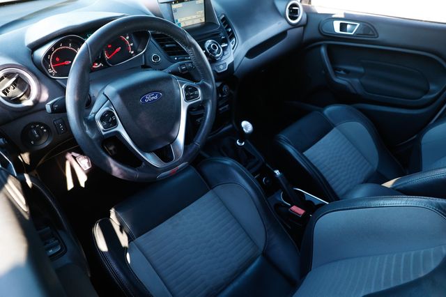 2017 Ford Fiesta ST Hatch - 22952093 - 3