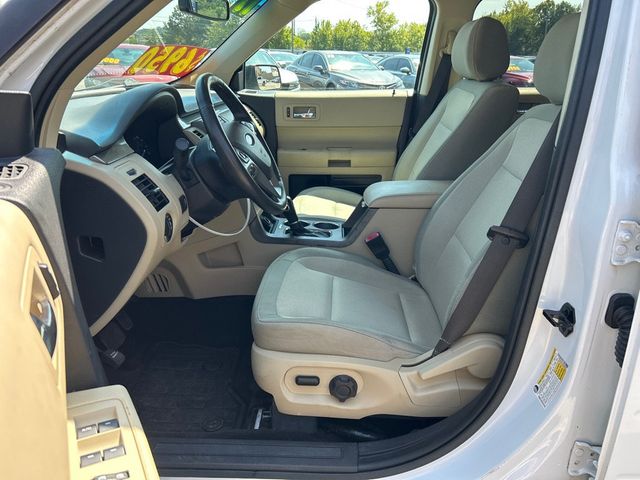 2017 Ford Flex SE - 23084362 - 8