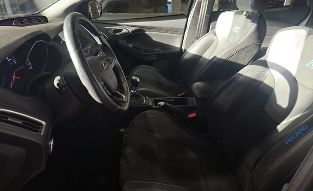 2017 Ford Focus RS-2 PAK! STEALTH GRAY EXTERIOR PAINT! FORDGED WHEELS!  - 22967738 - 6