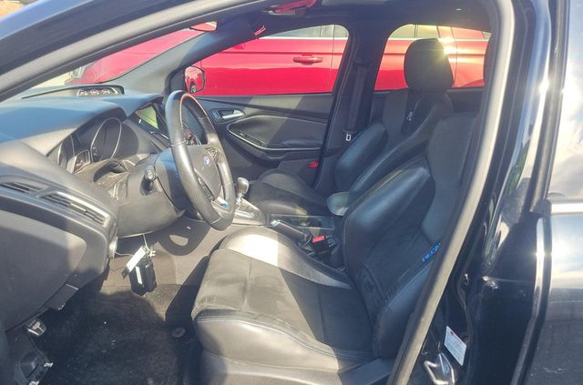 2017 Ford Focus RS Hatch - 22944734 - 1