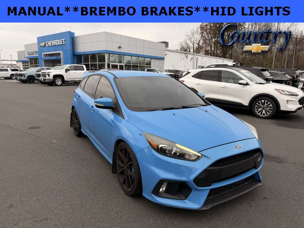 2017 Ford Focus RS Hatch - 22947215 - 0