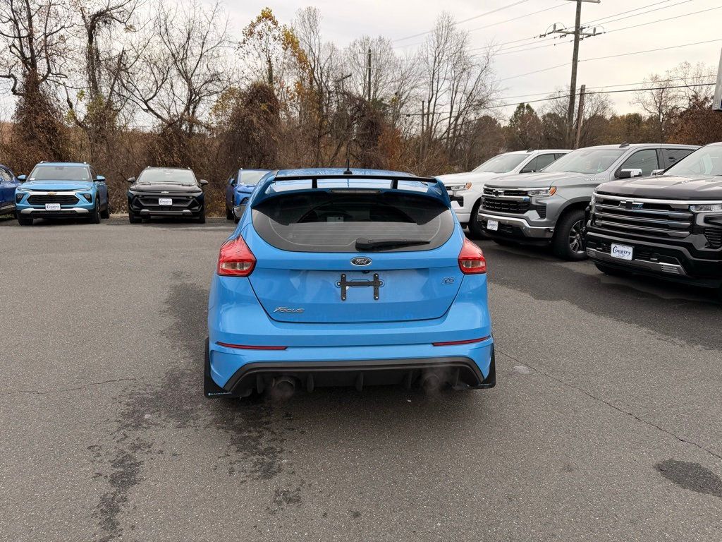 2017 Ford Focus RS Hatch - 22947215 - 20
