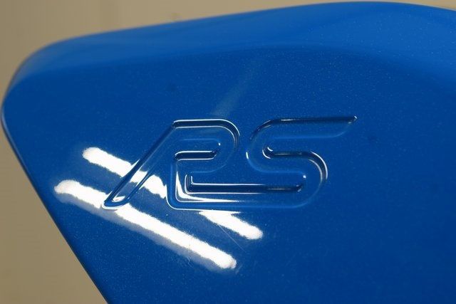 2017 Ford Focus RS Hatch - 22947215 - 26