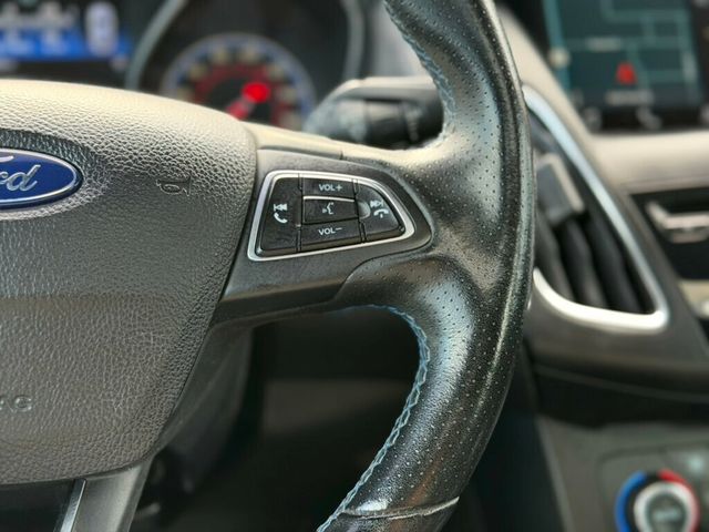 2017 Ford Focus RS Hatch - 23002543 - 25