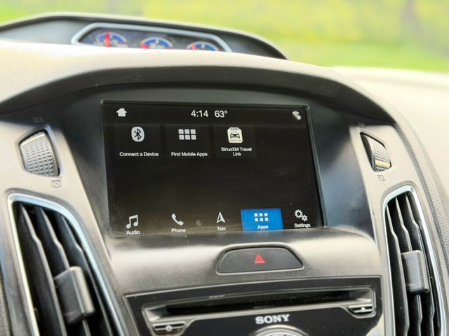 2017 Ford Focus RS Hatch - 23002543 - 29
