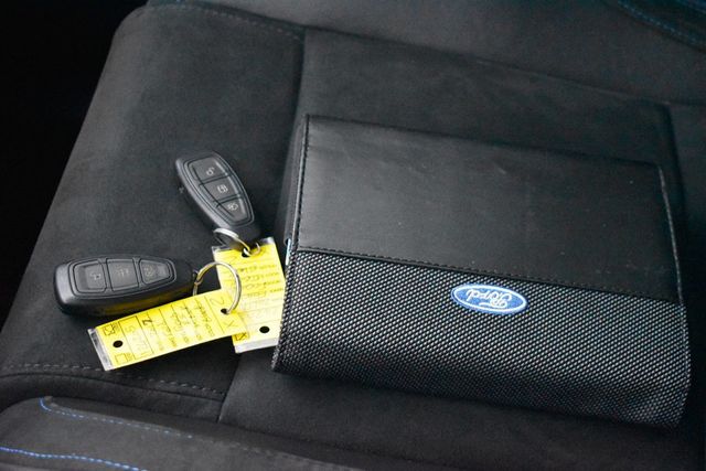 2017 Ford Focus RS Hatch - 22950618 - 20