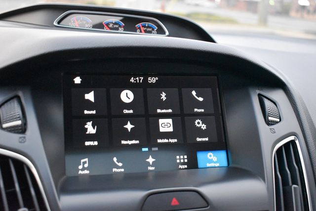 2017 Ford Focus RS Hatch - 22950618 - 25