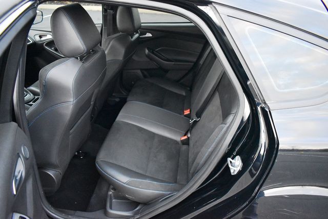 2017 Ford Focus RS Hatch - 22950618 - 33