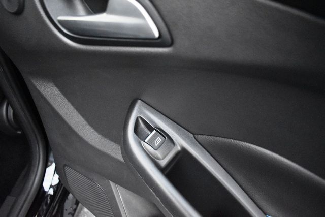 2017 Ford Focus RS Hatch - 22950618 - 37