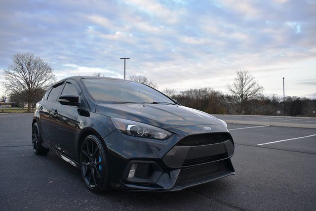 2017 Ford Focus RS Hatch - 22950618 - 55