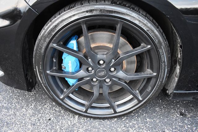 2017 Ford Focus RS Hatch - 22950618 - 68
