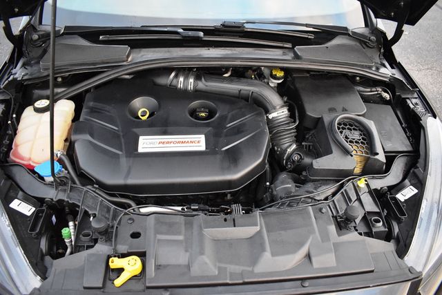 2017 Ford Focus RS Hatch - 22950618 - 69