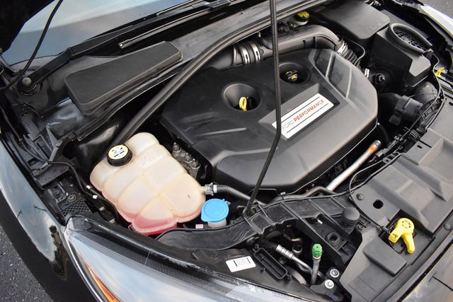 2017 Ford Focus RS Hatch - 22950618 - 70