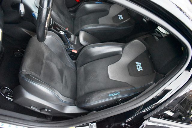 2017 Ford Focus RS Hatch - 22950618 - 8