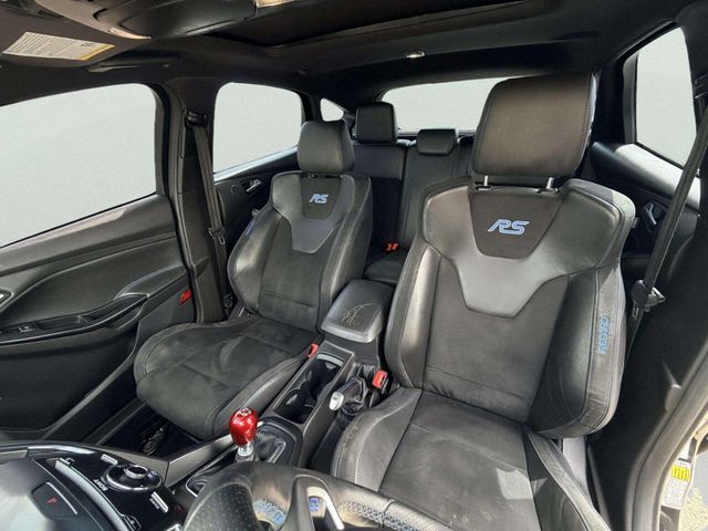 2017 Ford Focus RS Hatch - 23041914 - 15