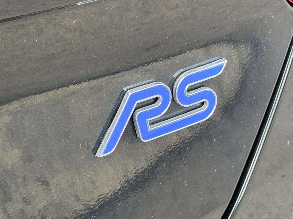 2017 Ford Focus RS Hatch - 23041914 - 4
