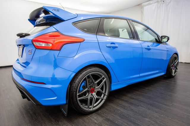 2017 Ford Focus RS Hatch - 22547223 - 29