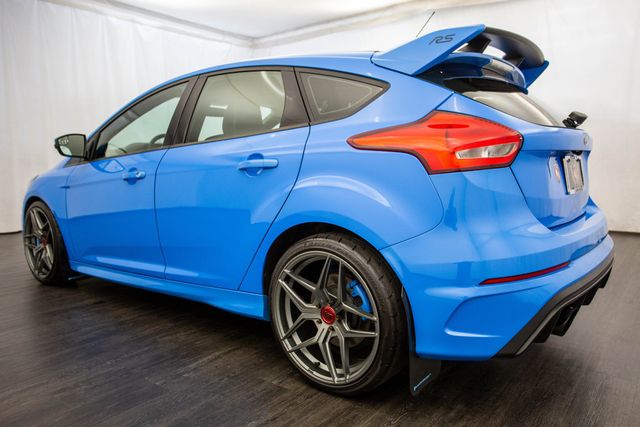 2017 Ford Focus RS Hatch - 22547223 - 30