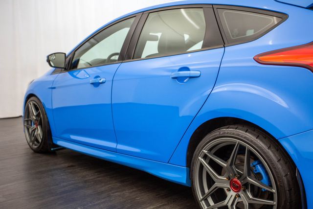 2017 Ford Focus RS Hatch - 22547223 - 31