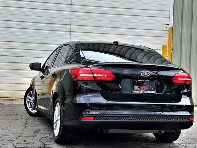 2017 Ford Focus SE 4dr Sedan - 21443697 - 9