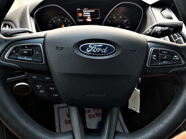2017 Ford Focus SE 4dr Sedan - 21443697 - 22